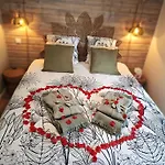 Violet Et 4p Nature Et Cocooning * Tinlot