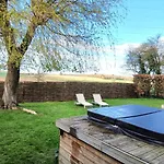 Violet Et 4p Nature Et Cocooning Tinlot